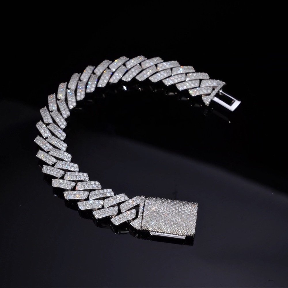 Lab grown diamond cuban link bracelet